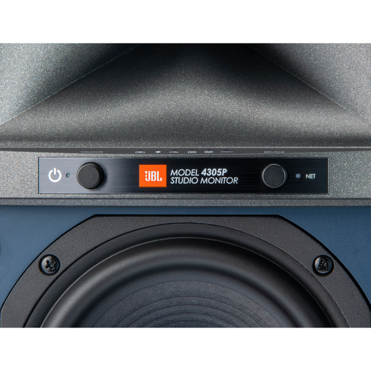 4305P Studio Monitor - Black Walnut - Powered Bookshelf Loudspeaker System - Detailshot 6